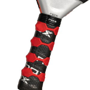 NOX - AT10 Genius 18K Padel Bat - By Agustin Tapia - Image 6
